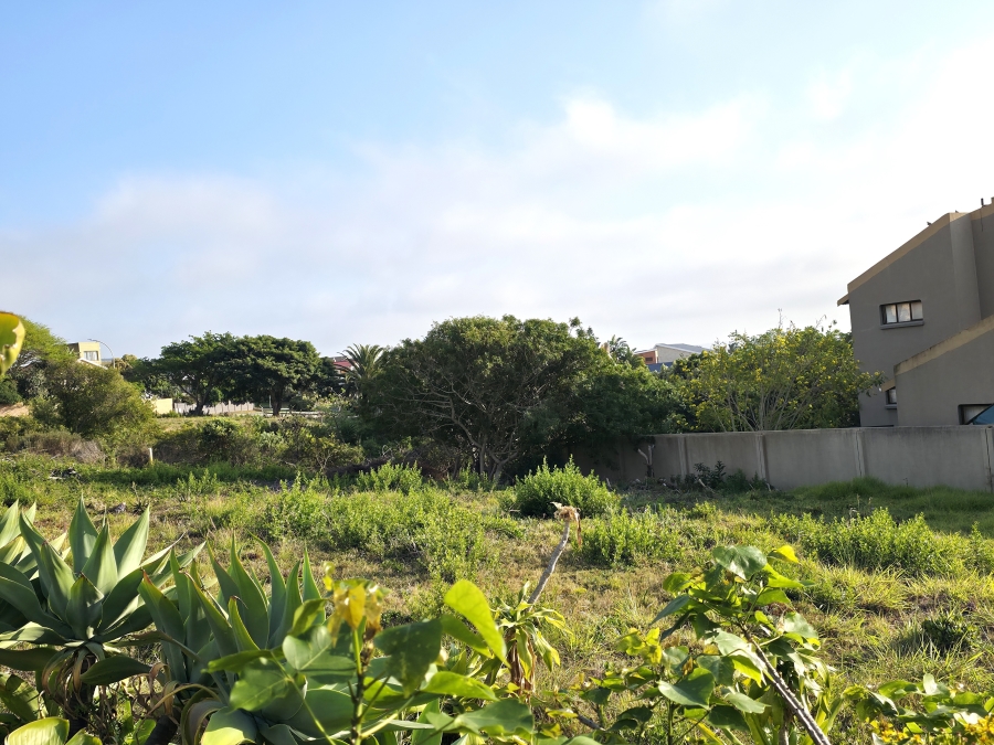 0 Bedroom Property for Sale in Wavecrest Eastern Cape